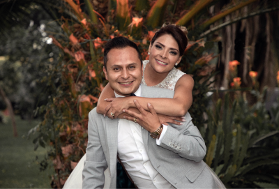 Invitados felices Invitados felices